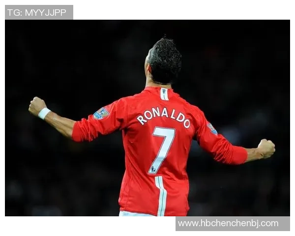 足球明星与国旗的高清图片展示让你感受激情与荣耀的完美结合